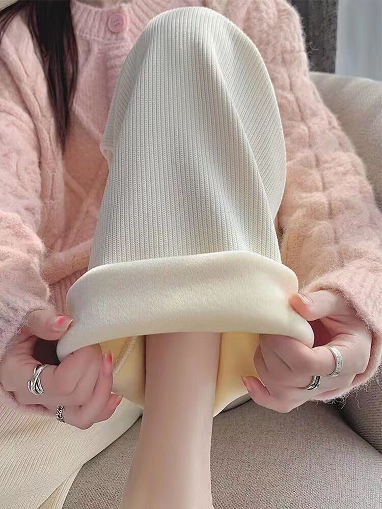 Schmale Kord-Hosen für Damen
