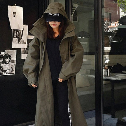 Damen Langer Oversize‑Parka mit extragroßer Kapuze, Tunnelzugtaillen und Pattentaschen – Célinea