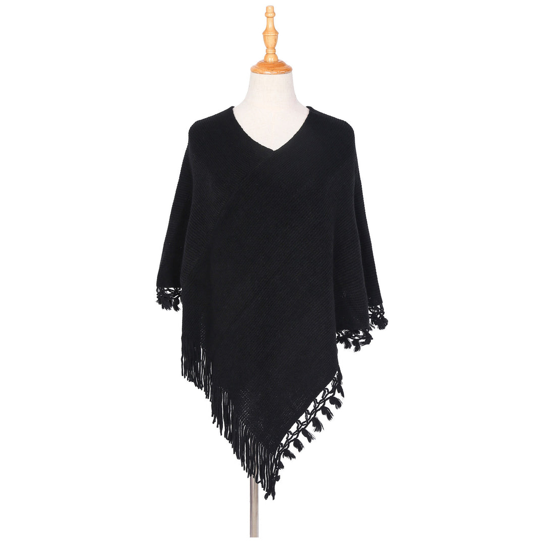 Damen Strick‑Ruana‑Poncho mit V‑Ausschnitt, asymmetrischem Zipfel und gehäkelten Fransen – Veloura