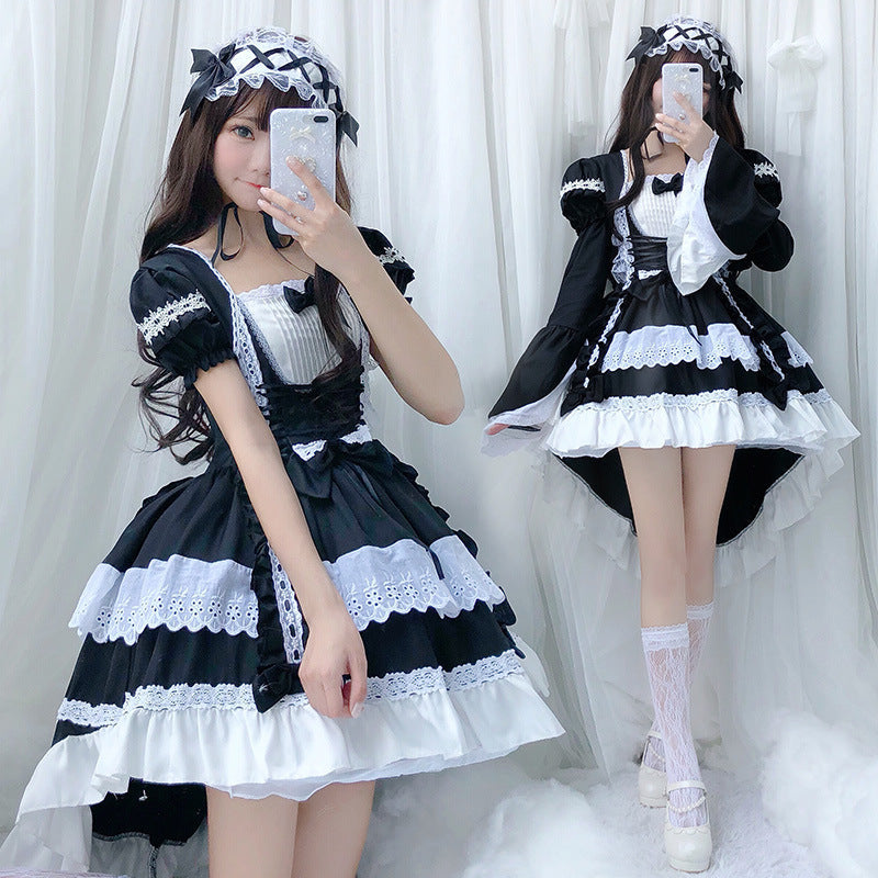 Damen verspieltes Lolita Kleid mit aufwendigen Spitzen- und Rüschendetails Echo Archiv