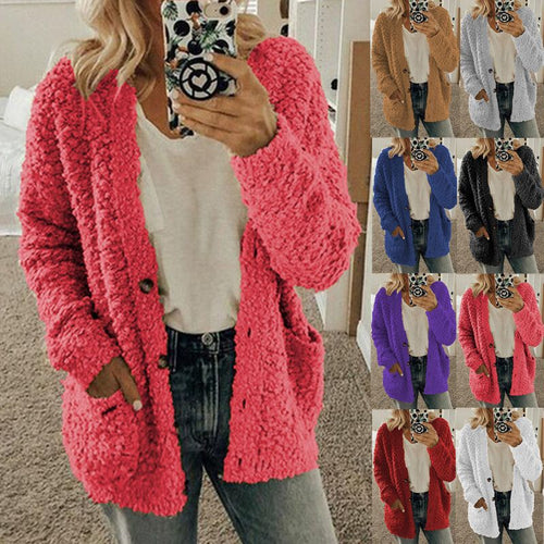 Damen nan locker geschnittener Teddy-Flausch-Cardigan mit dezenter Knopfleiste und aufgesetzten Eingrifftaschen Echo Archiv
