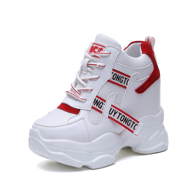Damen nan knöchelhoher Plateau-Freizeitschuh mit verstecktem Keilabsatz und markanten Zierbändern Echo Archiv