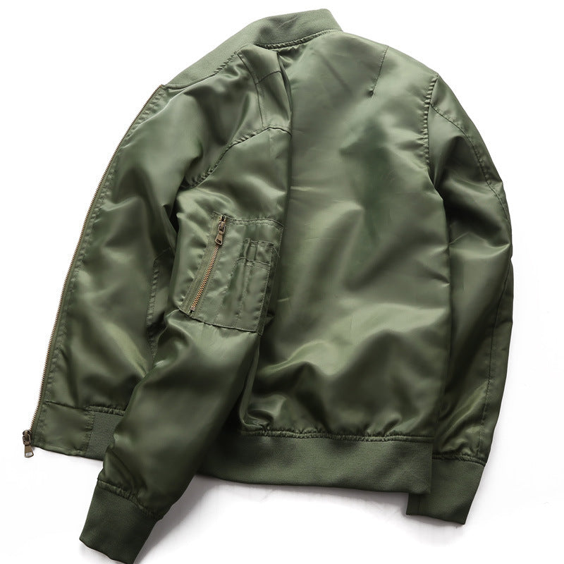 Herren militärinspirierte Bomberjacke mit Ärmeltasche, Rippbündchen & wasserabweisender Nylonhülle Echoarchiv