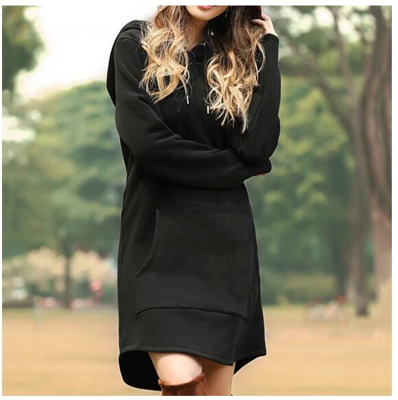 Damen nan Kapuzenkleid aus Sweatstoff, oversized Schnitt mit Kängurutasche Echo Archiv