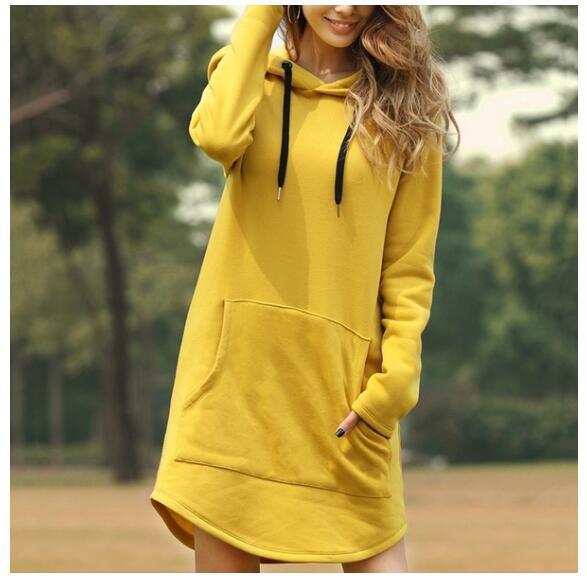 Damen nan Kapuzenkleid aus Sweatstoff, oversized Schnitt mit Kängurutasche Echo Archiv