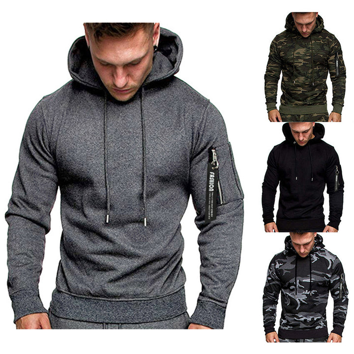 Herren Slim-Fit Kapuzenpullover mit Ärmeltasche und Reißverschluss-Detail Echo Archiv