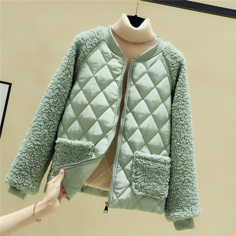 Damen gesteppte Teddyjacke mit Sherpa-Ärmeln, durchgehendem Reißverschluss und aufgesetzten Taschen – Célinea
