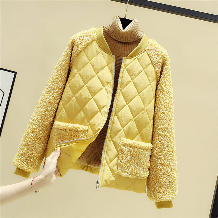 Damen gesteppte Teddyjacke mit Sherpa-Ärmeln, durchgehendem Reißverschluss und aufgesetzten Taschen – Célinea