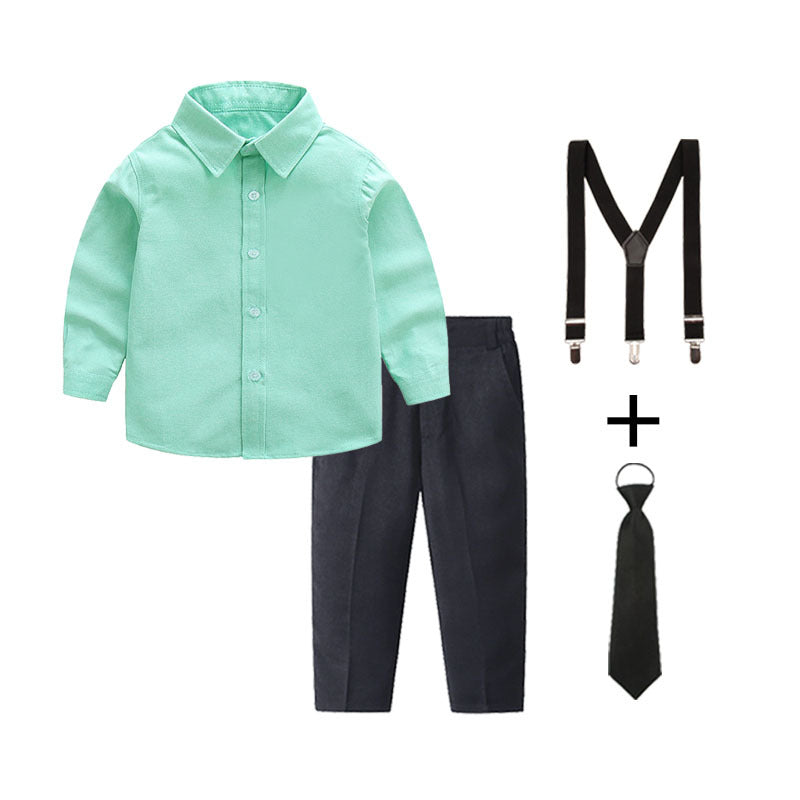 Damen elegantes Outfitset mit Hemd, Hose, Hosenträgern und Krawatte Echo Archiv