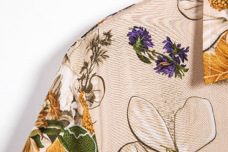 Herren Kurzarmhemd mit buntem botanischen Druck und lässiger Passform Echoarchiv