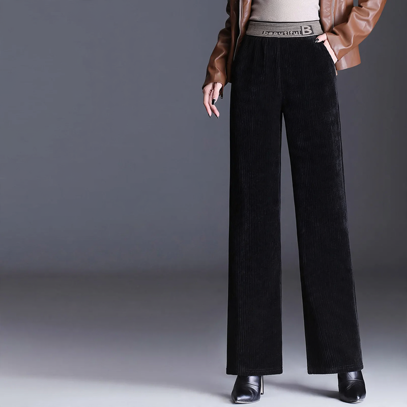 Gefütterte Damen-Cordhose mit hohem Bund