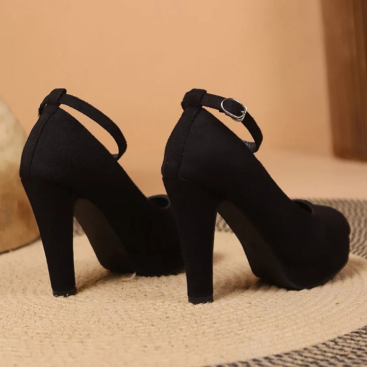 Echoarchiv | Elegante und Verführerische Hochhackige Schuhe