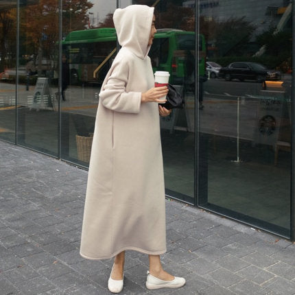 Damen Maxikleid‑Hoodie aus schwerem Sweat mit kastiger Oversize‑Silhouette – Valéora