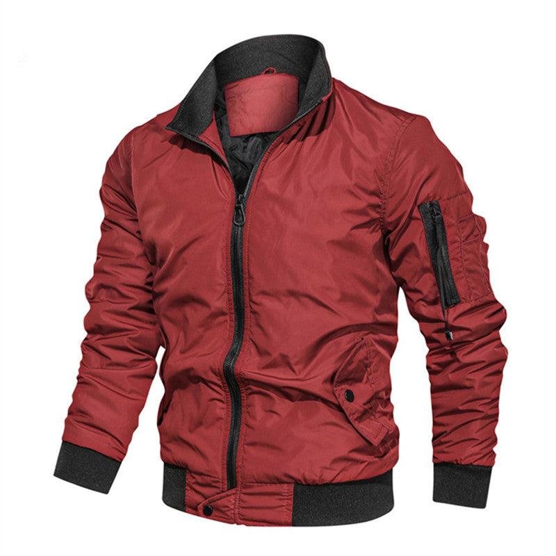 Herren Bomberjacke im Fliegerstil mit Thermofutter, Ärmeltasche und Rippbündchen Echoarchiv