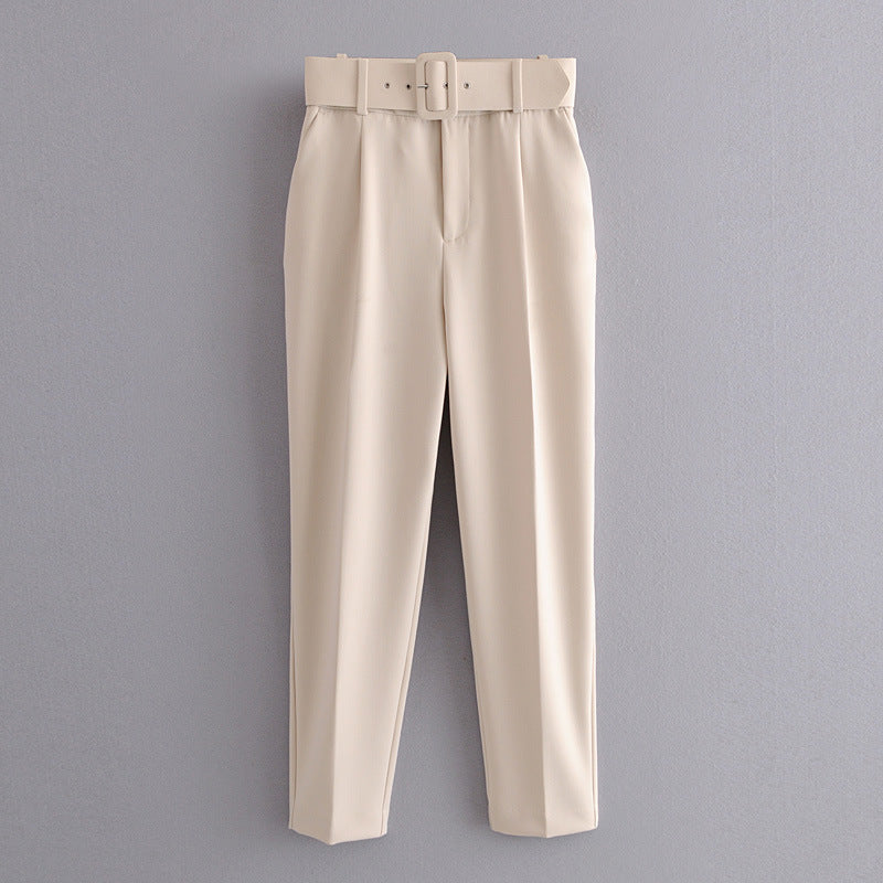 Damen Hochtaillierte Tailored-Hose mit Bundfalten und Stoffgürtel Echo Archiv