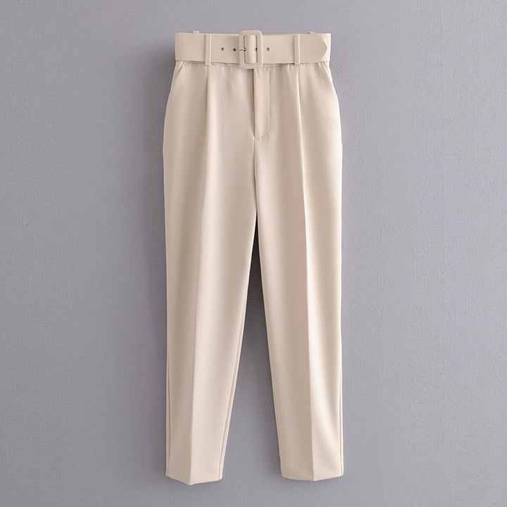 Damen Hochtaillierte Tailored-Hose mit Bundfalten und Stoffgürtel Echo Archiv