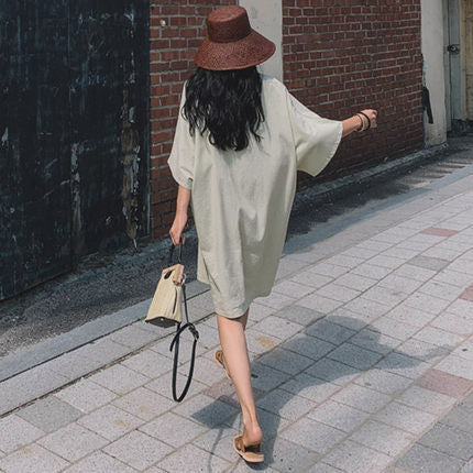 Damen Leichtes Oversize-Kaftan-Kleid mit V-Ausschnitt und asymmetrischem Saum – Valéora