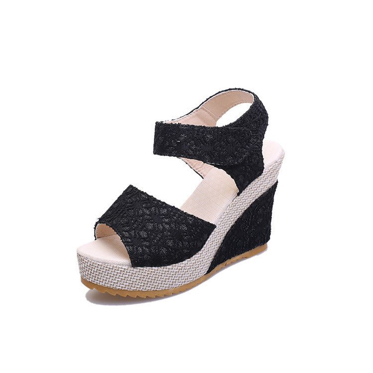 Damen nan elegante Keil-Espadrille mit gewebter Bastplattform, strukturiertem Textilobermaterial und verstellbarem Klettriemen Echo Archiv