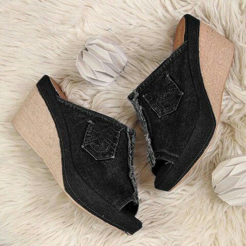 Damen nan Jeans-Pantolette mit offener Zehenpartie, fransigem Saum und Bastkeilabsatz Echo Archiv