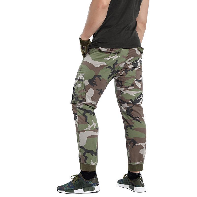 Herren Cargohose im Army-Stil mit elastischem Bund, Kordelzug und Bündchen Echoarchiv