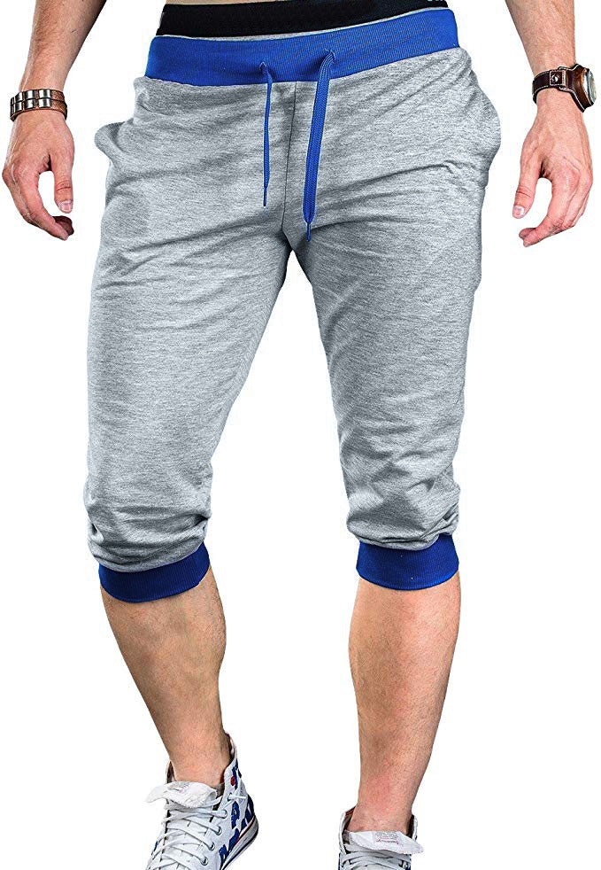 Herren Sportliche Capri-Hose mit elastischem Bund und modischen Kontrastakzenten Echoarchiv