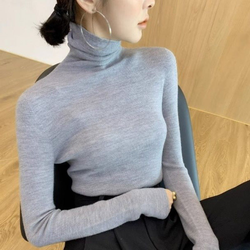 Schmal geschnittener Rollkragen-Strickpullover