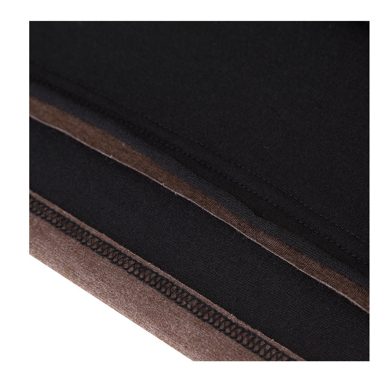 Herren Langarm-Henley-Shirt aus atmungsaktivem Jersey mit modischen Knopfdetails Echoarchiv
