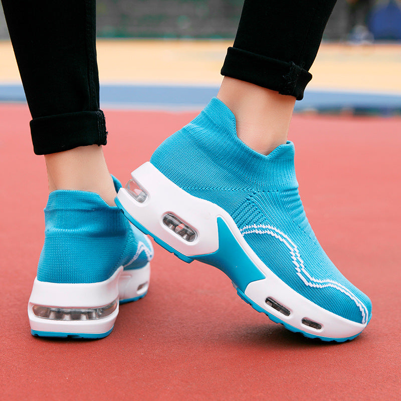 Unisex nan Slip-On Komfortsneaker mit elastischem Maschenkragen, stoßdämpfender Hohlkammer-Sohle und rutschfester Laufsohle Echo Archiv