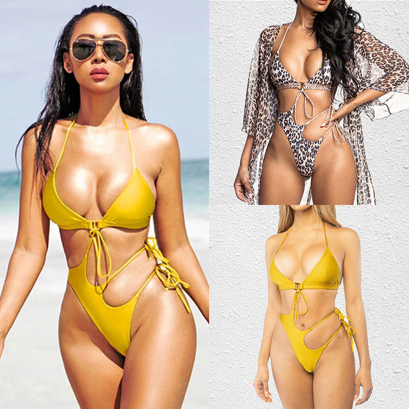 Damen Triangel-Bikini mit modischem Cut-Out und raffiniertem Bindesystem Echo Archiv