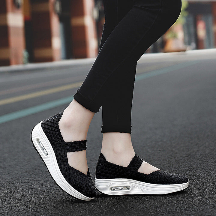 Damen nan gewebter Mary-Jane-Sneaker mit elastischem Flechtoberteil, Klettverschluss und luftgepolsterter Plateausohle Echo Archiv