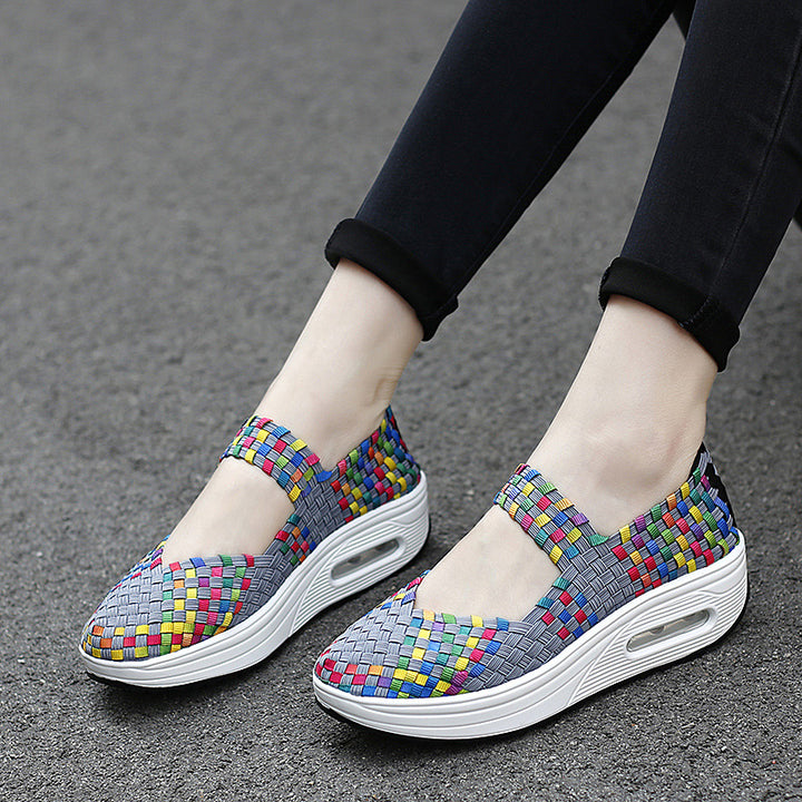Damen nan gewebter Mary-Jane-Sneaker mit elastischem Flechtoberteil, Klettverschluss und luftgepolsterter Plateausohle Echo Archiv