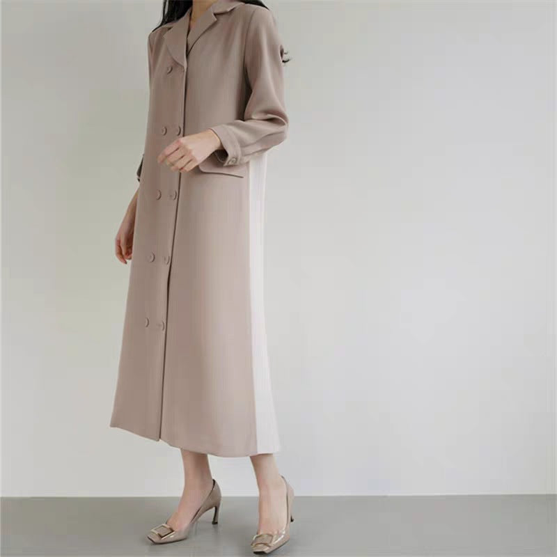 Damen Langer Dustercoat mit plissiertem Rückenpanel und kastiger Silhouette Echoarchiv