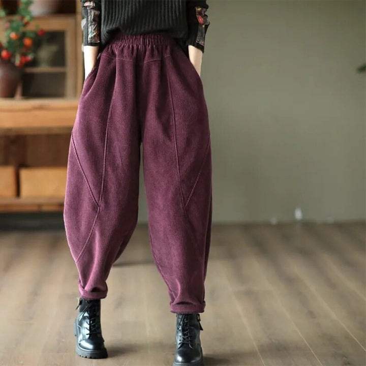 Damen Cordhose, Karottenform, gefüttert