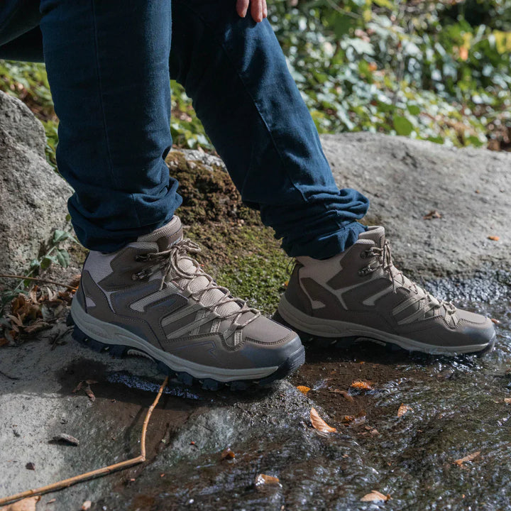 Echoarchiv | Leichte Orthopädische Stiefel