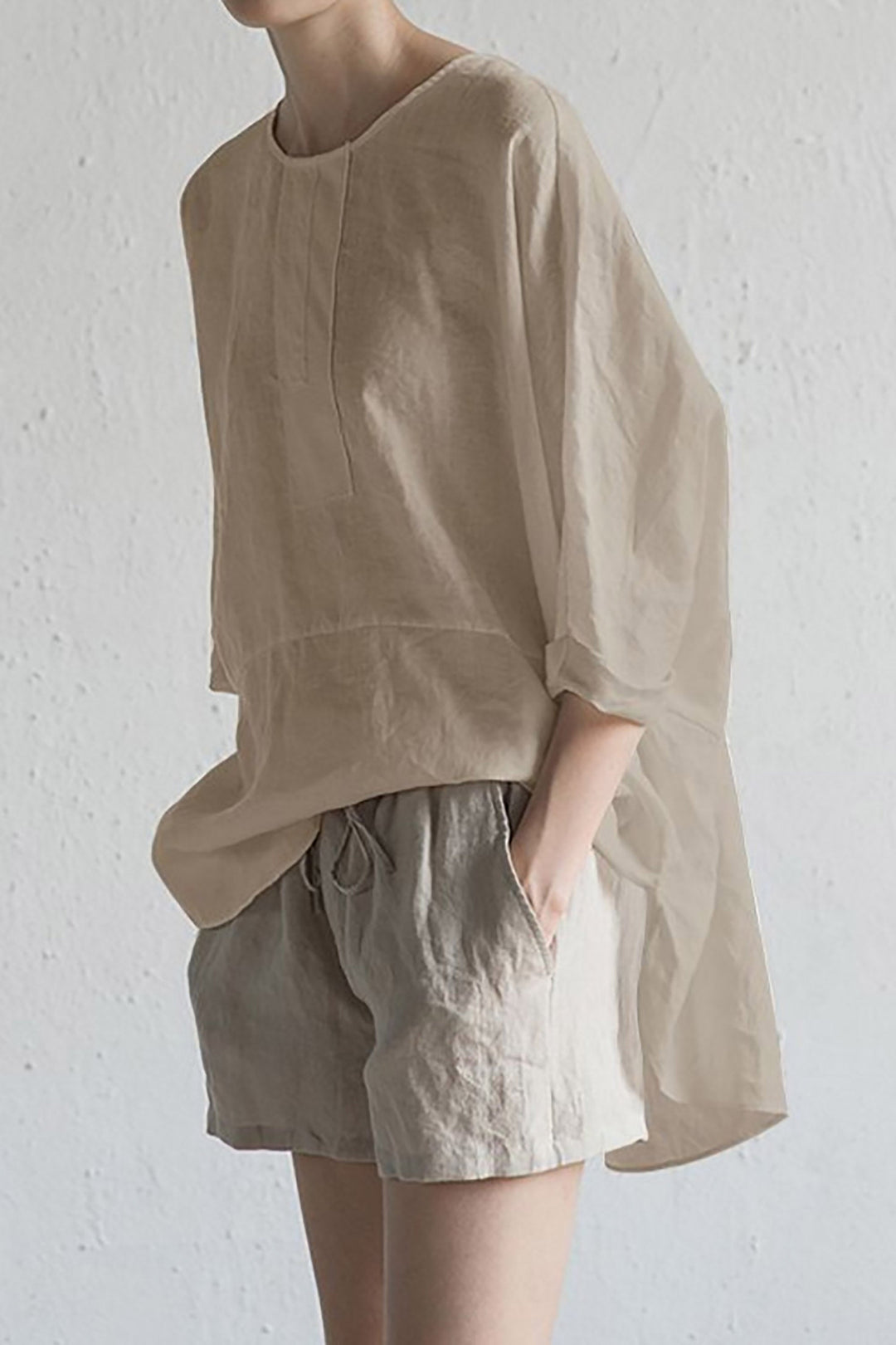 Echoarchiv | Stilvolle Strickjacke Aus Japanischer Leinen Halbärmel und Runder Ausschnitt