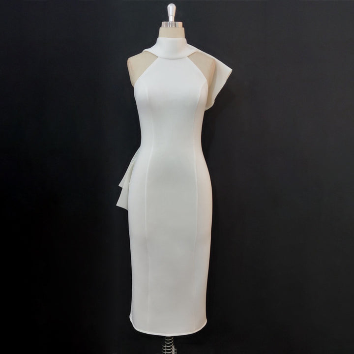 Damen Elegantes Midi-Kleid mit asymmetrischem Halsausschnitt und innovativem Rüschendetail Echo Archiv