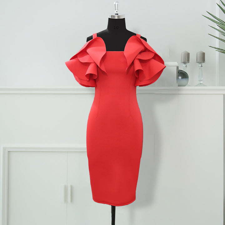 Damen figurbetontes Kleid mit voluminösen Rüschenärmeln Echo Archiv