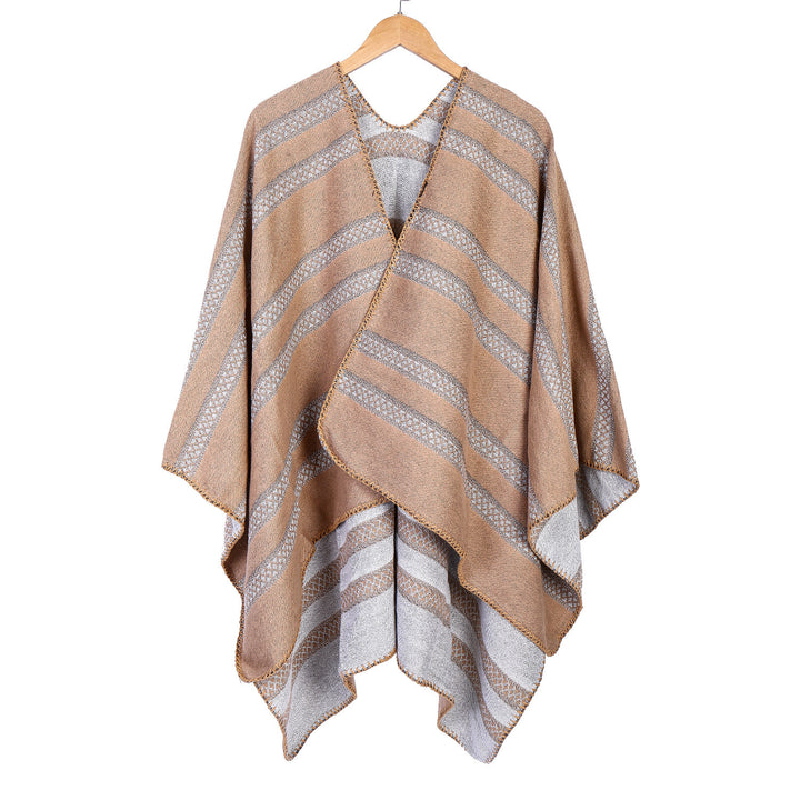 Damen Oversize-Ruana mit grafischen Längs‑Jacquardstreifen und offenem Kimono‑Fall Echo Archiv