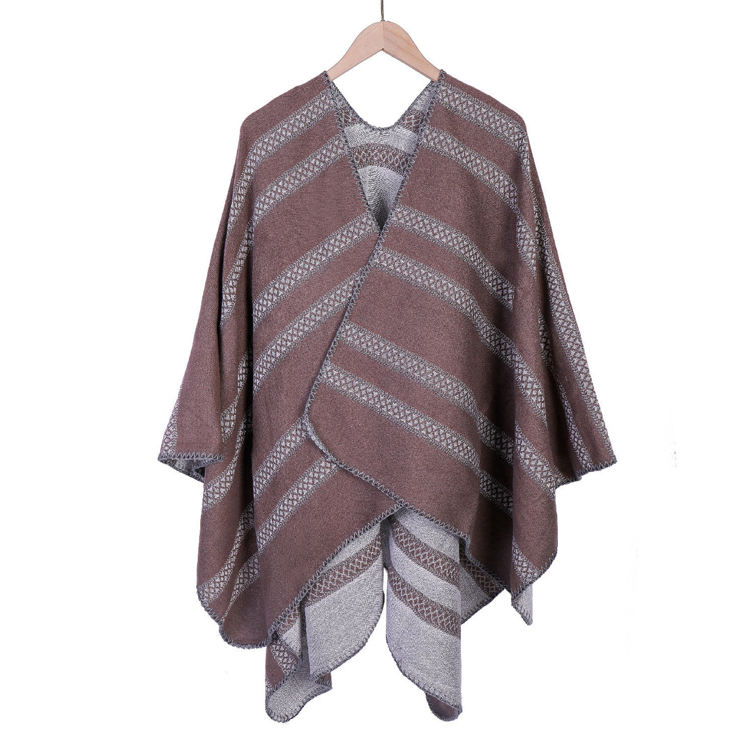 Damen Oversize-Ruana mit grafischen Längs‑Jacquardstreifen und offenem Kimono‑Fall Echo Archiv