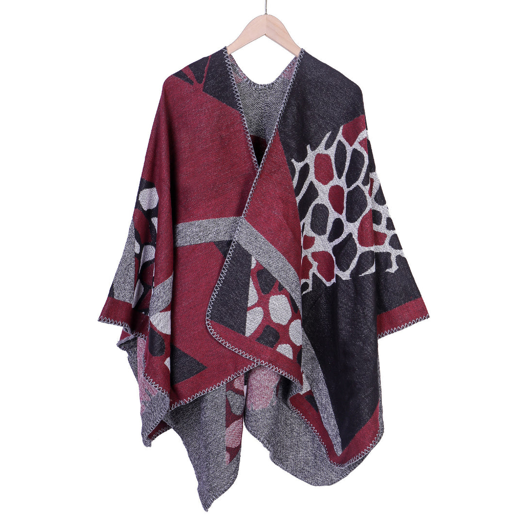 Damen Ruana-Überwurf mit geometrisch-animalischem Jacquard und Ziernaht – Célinea