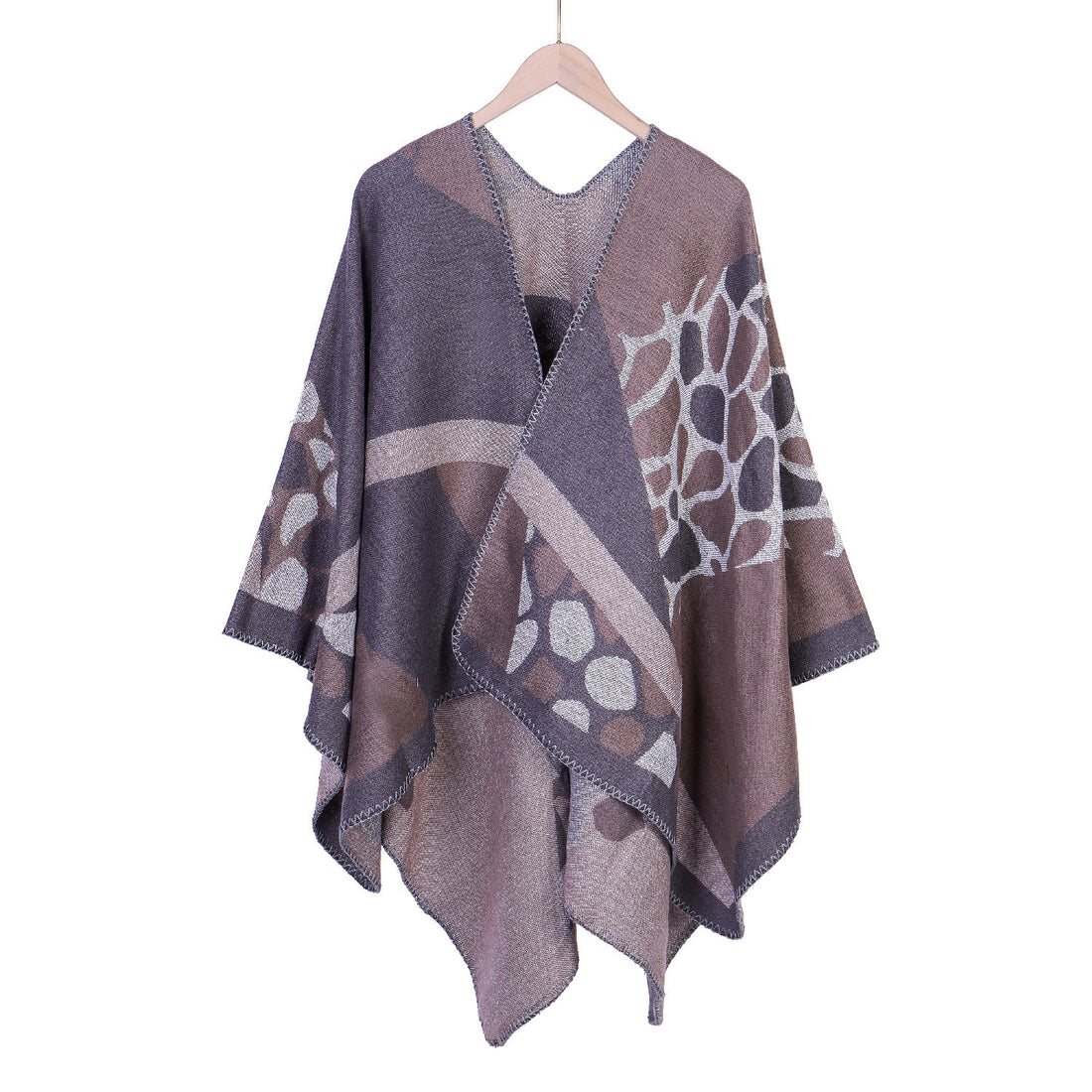 Damen Ruana-Überwurf mit geometrisch-animalischem Jacquard und Ziernaht – Célinea