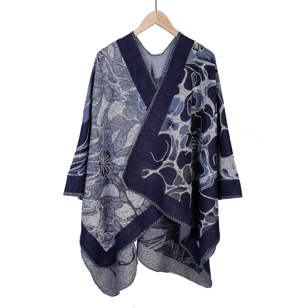 Damen Jacquard-Ruana-Poncho mit kontrastiertem Schalkragen und asymmetrischem Zipfelrand – Célinea