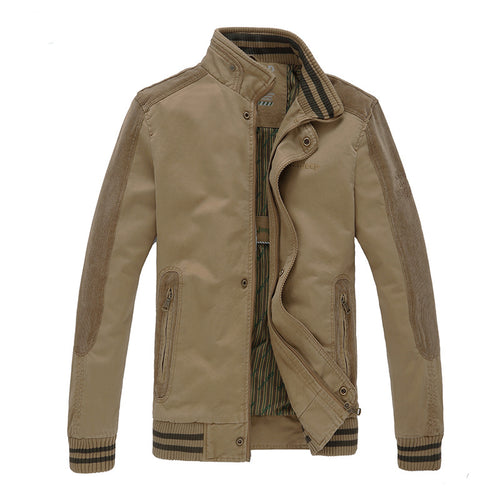 Herren modische Outdoor-Jacke mit sportlichem Design und funktionalen Taschen Echoarchiv