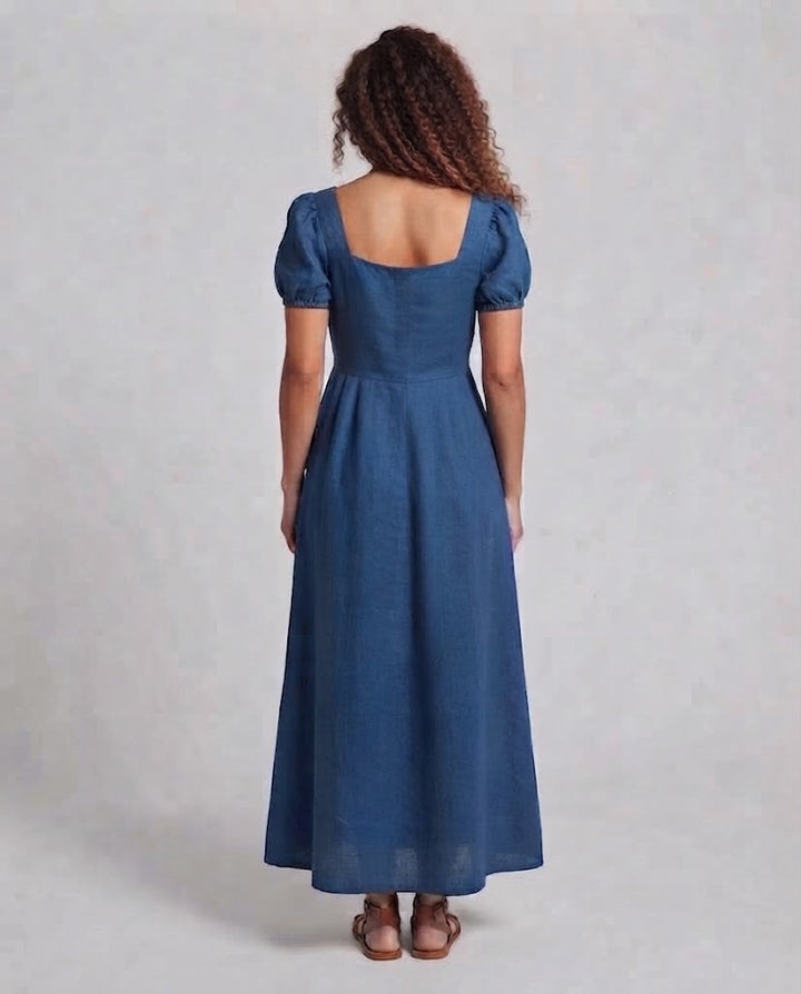 Frauen Elegantes Maxikleid mit Puffärmeln und Taillengürtel Echo Archiv