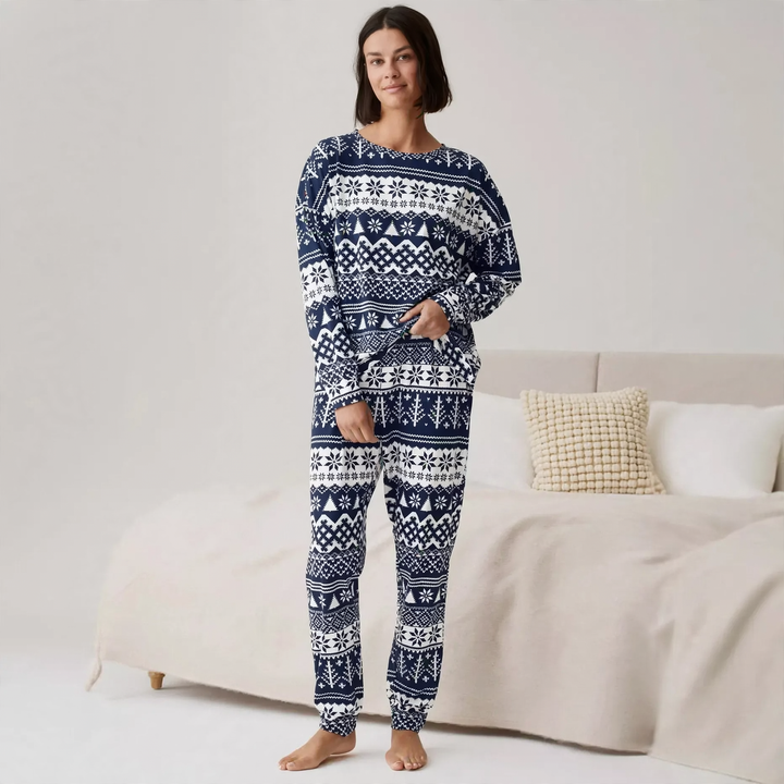 Weihnachts-Schlafanzug-Set für die ganze Familie