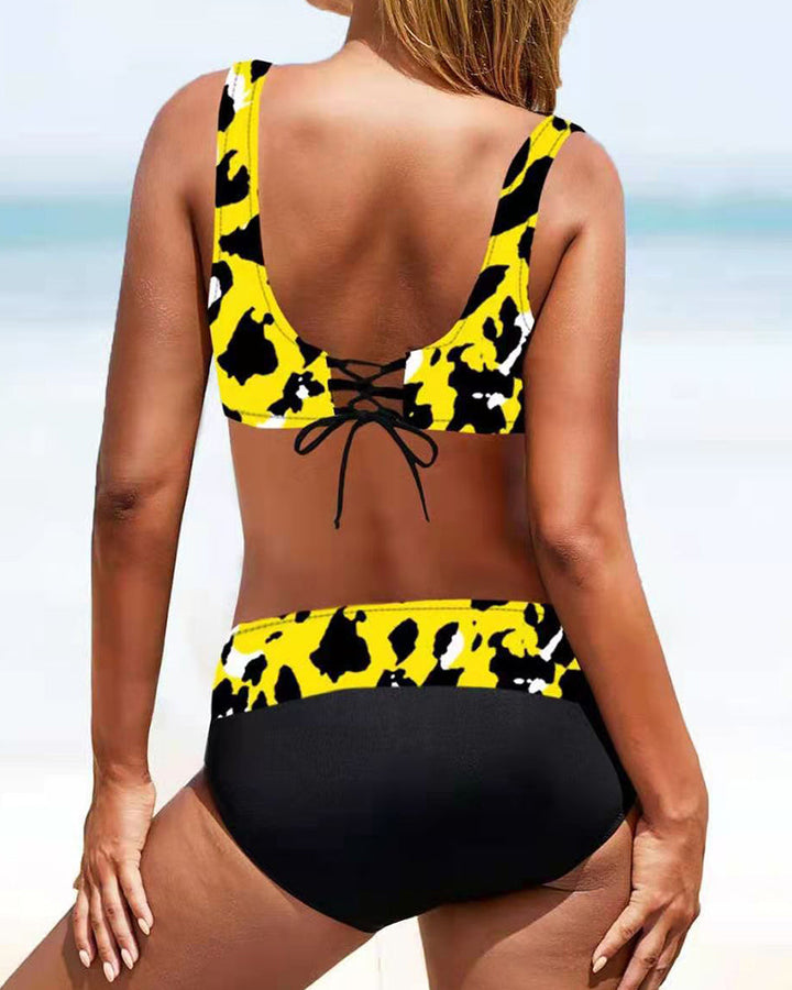 Echoarchiv | Gestreifter Bikini