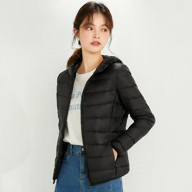 Leichte Daunenjacke mit Kapuze für Damen