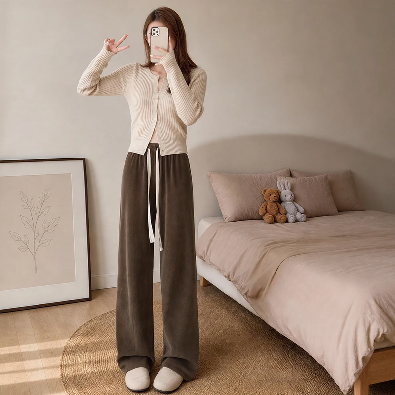 Damen-Cordhose mit Lammfleece-Futter