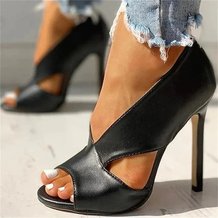 Echoarchiv | Orthopädische Absatzsandalen