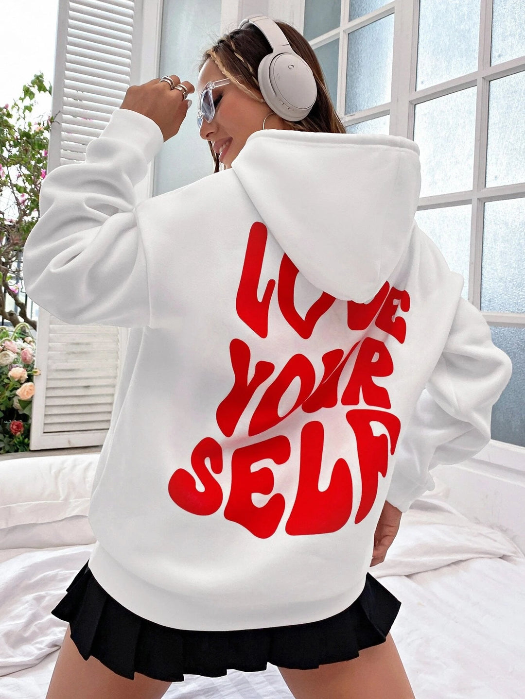 Echoarchiv - StreetwEchoarchivr Winter Statement Hoodie für Frauen
